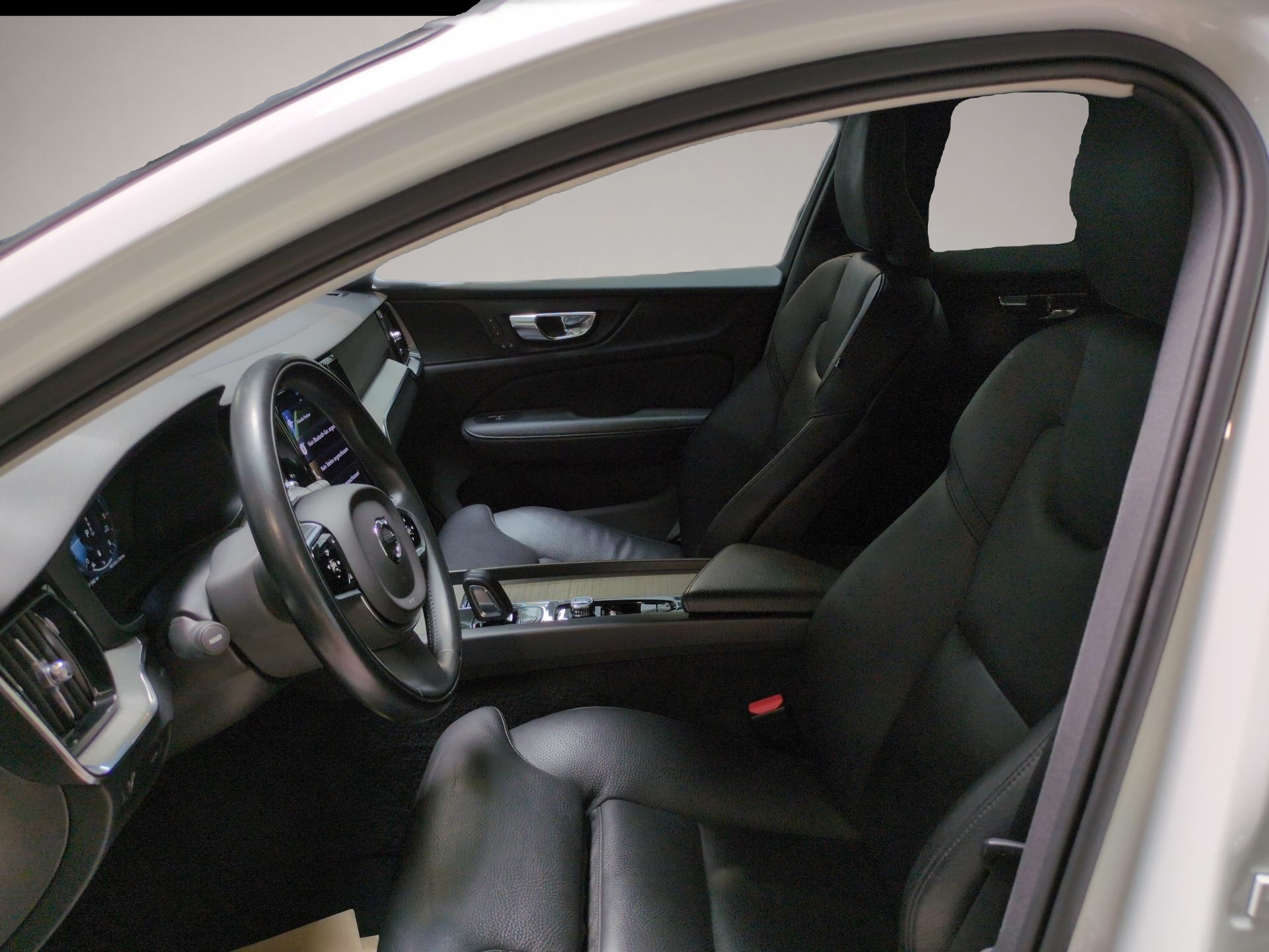 Fotografie 7 des Volvo V60 Cross Country V60 CC Pro AWD Bluetooth Navi LED Vollleder Klim