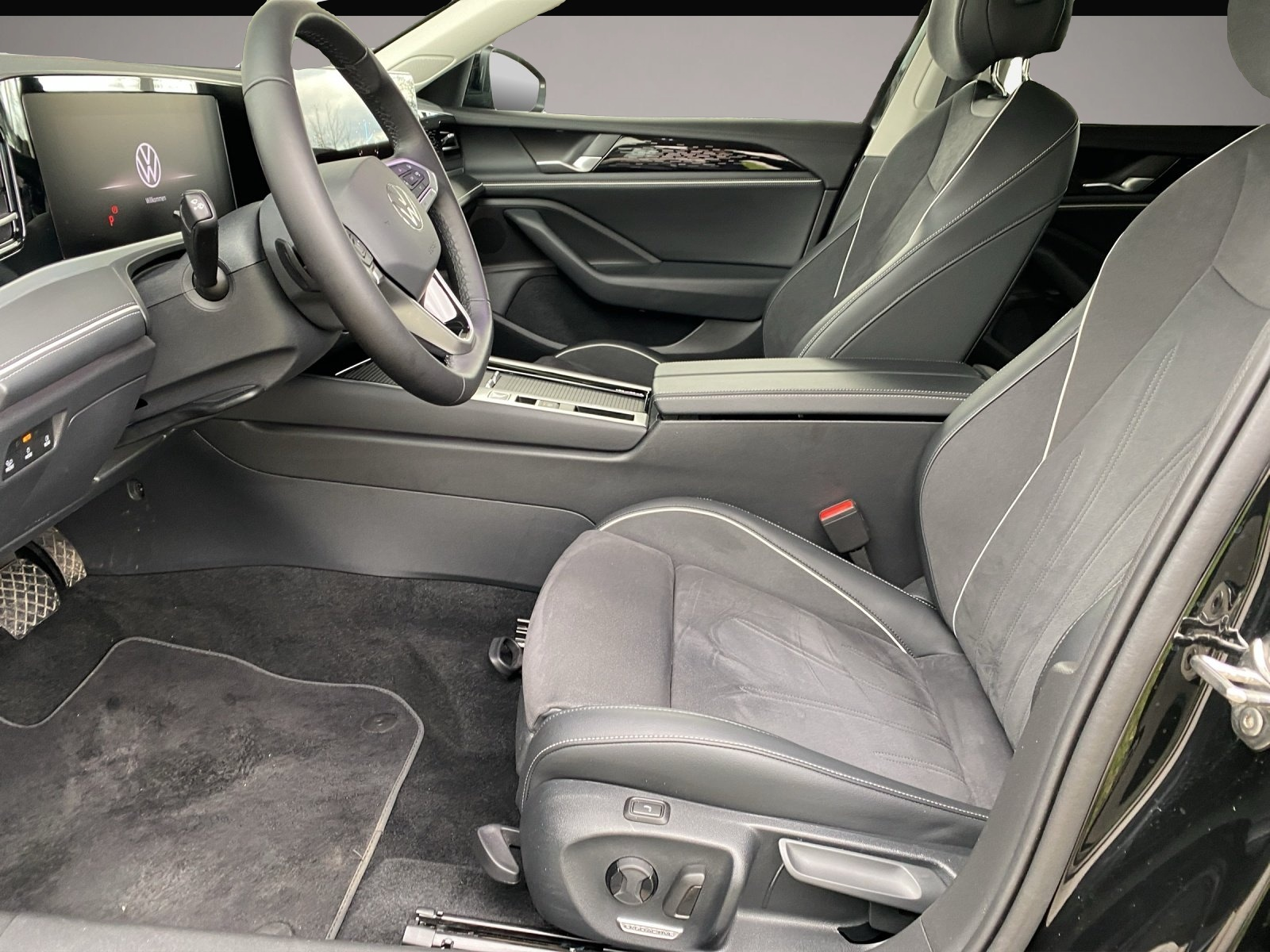 Bild 7 Volkswagen Passat Variant 2.0 TDI W Elegance ACC+AHK+LED
