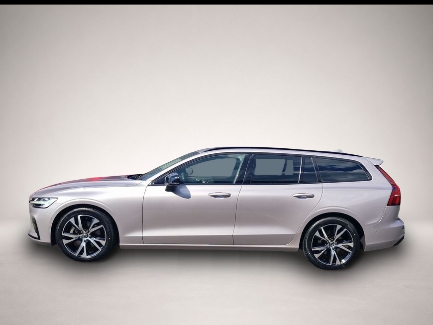 Fotografie 4 des Volvo V60 B4 B DKG Plus Dark Pano*HuD*360°View*Mj.26