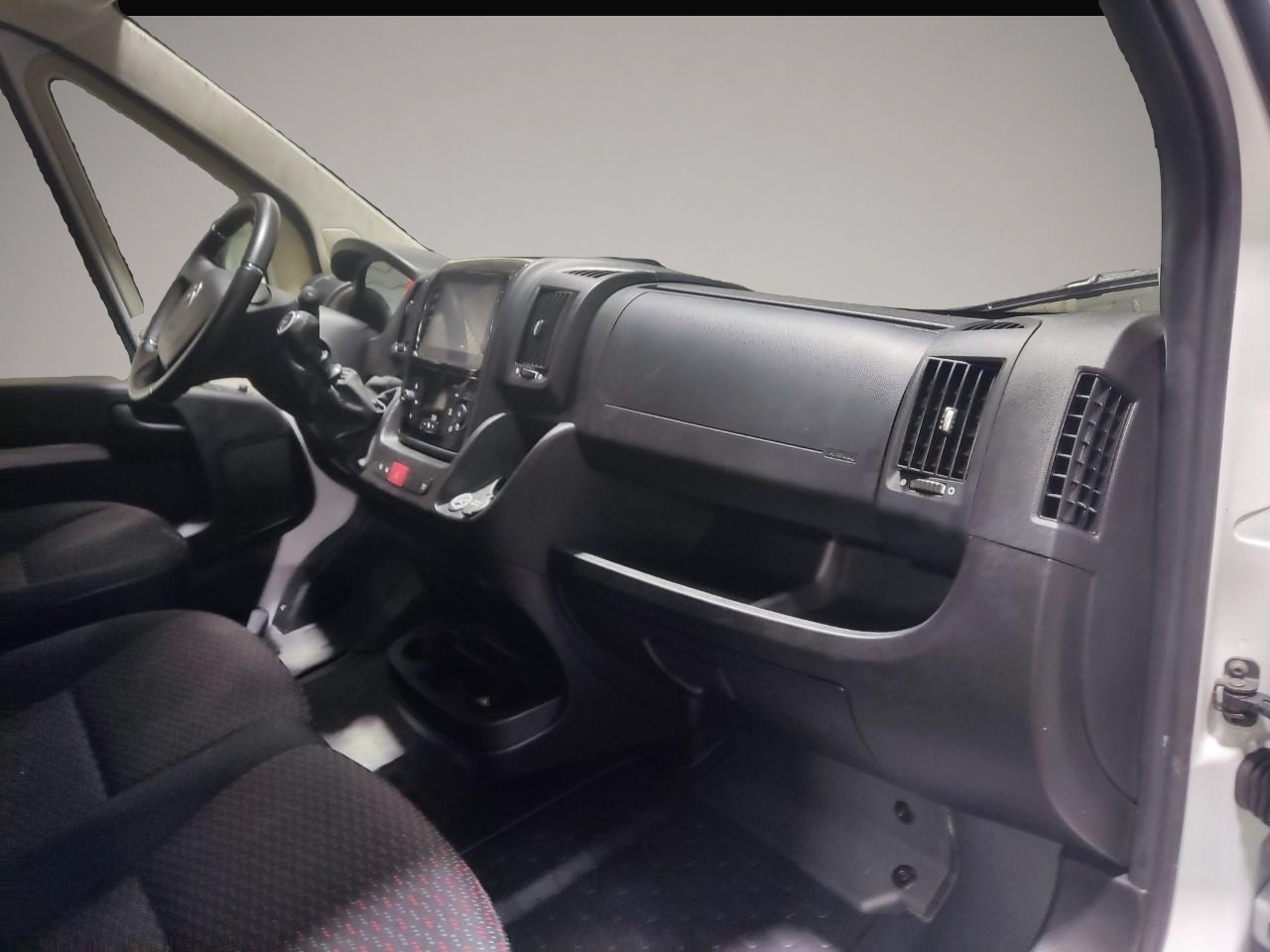 Fotografie 5 des Citroën Jumper Grossraumkasten L4H2 Navi Kamera