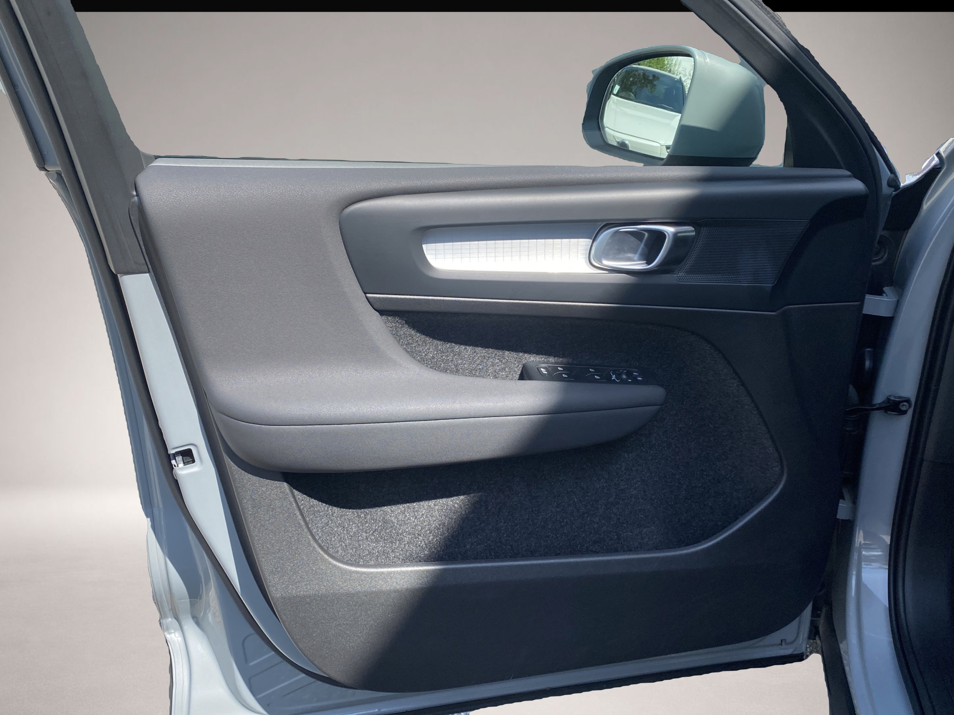 Bild 8 Volvo XC40 XC 40 Core 2WD Bluetooth Navi LED Klima