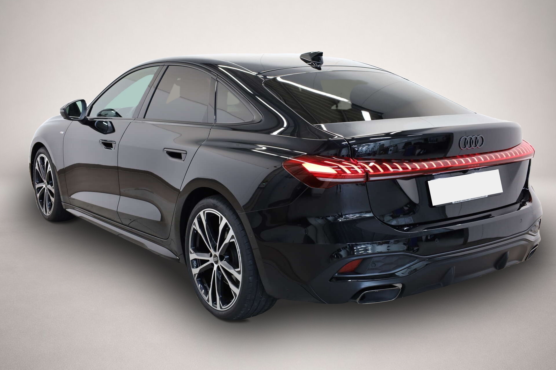 Fotografie 3 des Audi A5 Limousine TFSI S line