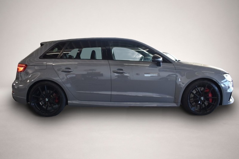 Bild 6 Audi RS3 RS 3 Sportback 2.5 TFSI Schalensitze Panodach oh