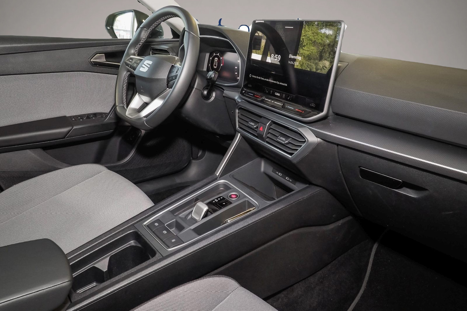 Bild 6 Seat Leon ST 2.0 TDI DSG Road Edition-Navi*Kamera*Mat