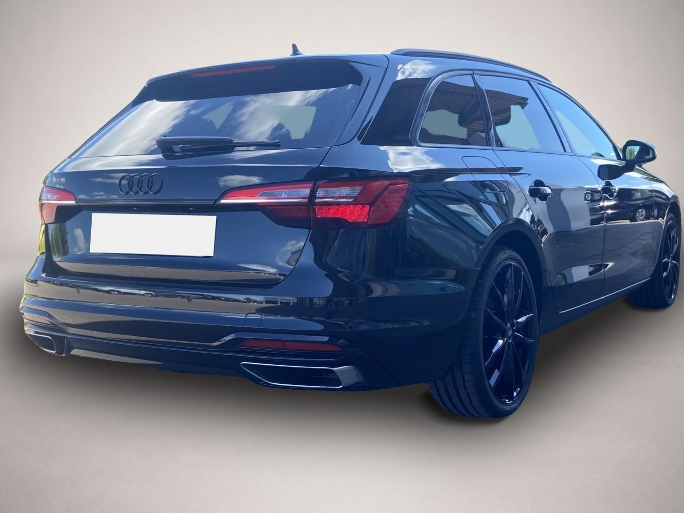 Bild 4 Audi A4 Avant 35 2.0 TFSI S-tronic BLACK-LINE 19"+NAV