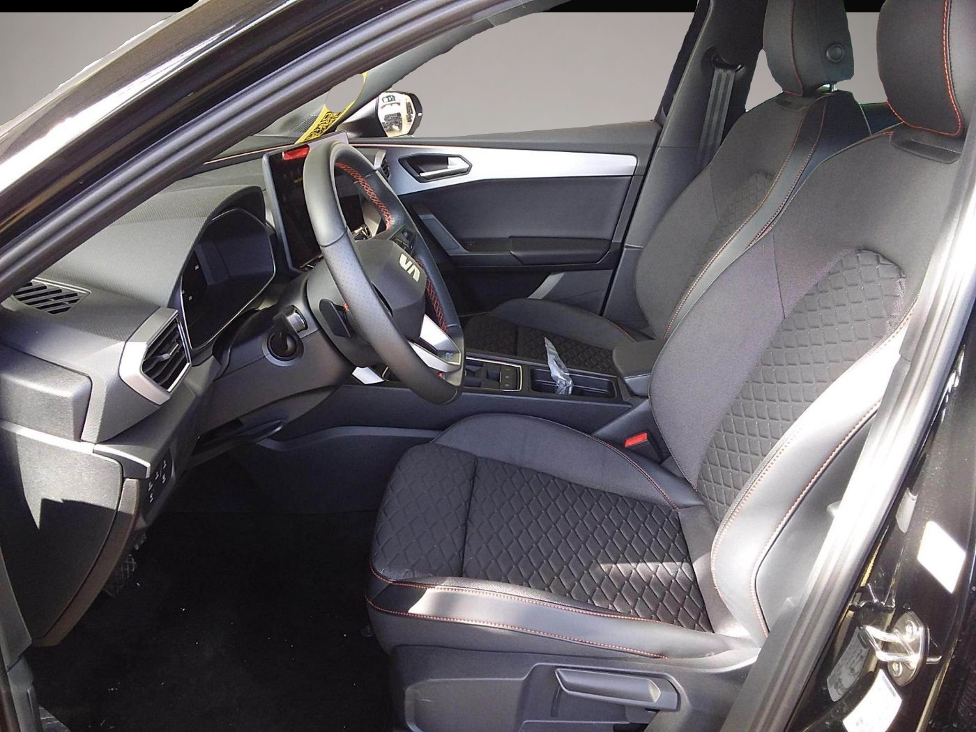 Bild 4 Seat Leon 1.5 eTSI DSG FR ab 196.- EUR mtl. 1000.- An