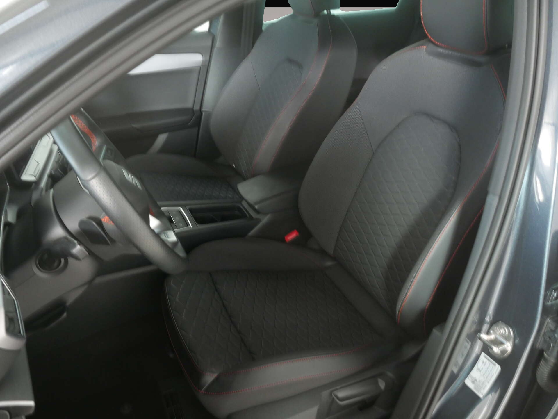 Bild 6 Seat Leon Sportstourer 1.5 eTSI FR