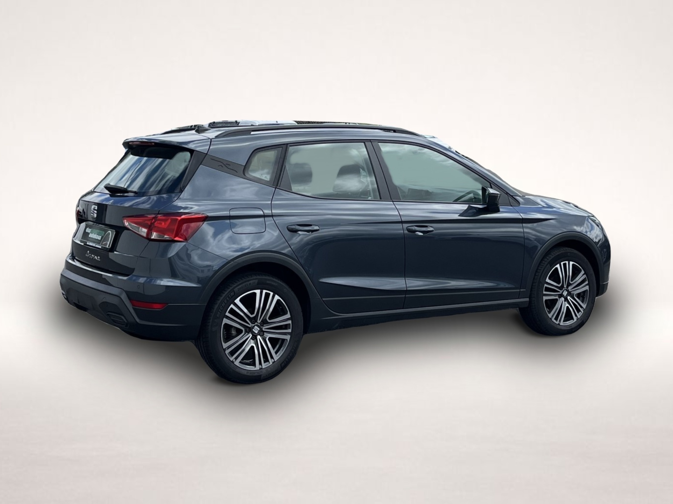 Fotografie 7 des Seat Arona 1.0 TSI DSG Style Edition Navi LED SHZ PDC