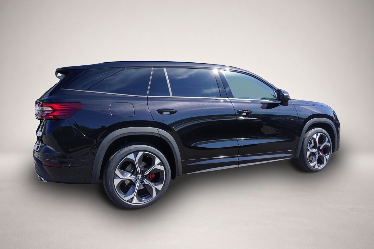 Vehicle image 0