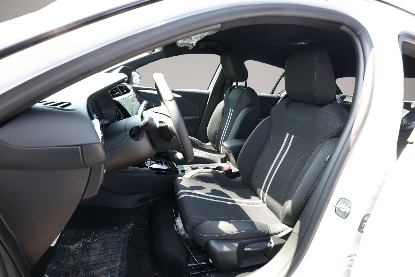 Bild 5 Opel Corsa Hybrid AT6 GS KomfortP SHZ LHZ ACC