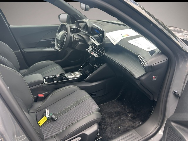 Bild 7 Peugeot 2008 145PS GT El. Panodach+Fahrersitz Nav LED AC
