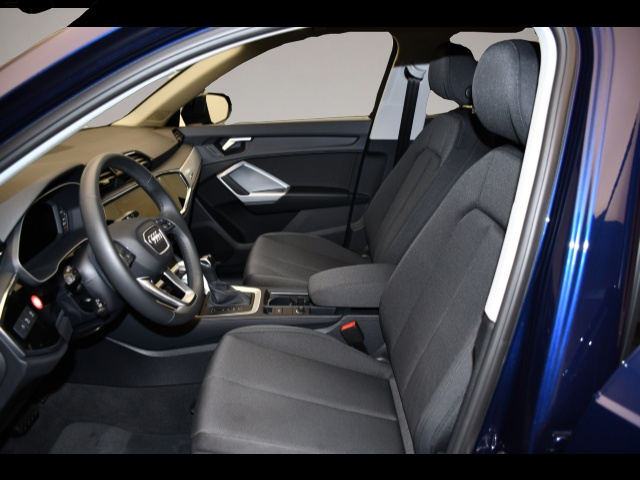 Bild 3 Audi Q3 35 TFSI S tronic advanced LED/AHK
