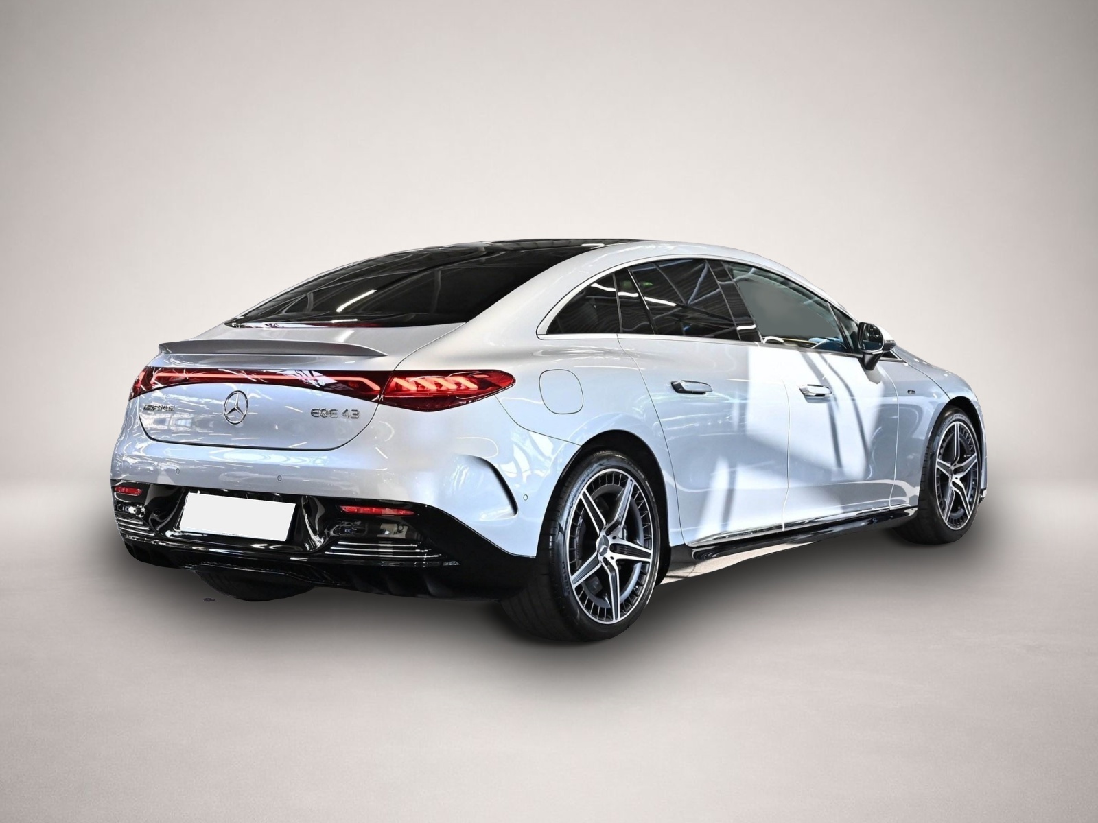 Bild 3 Mercedes-Benz EQE 43 AMG