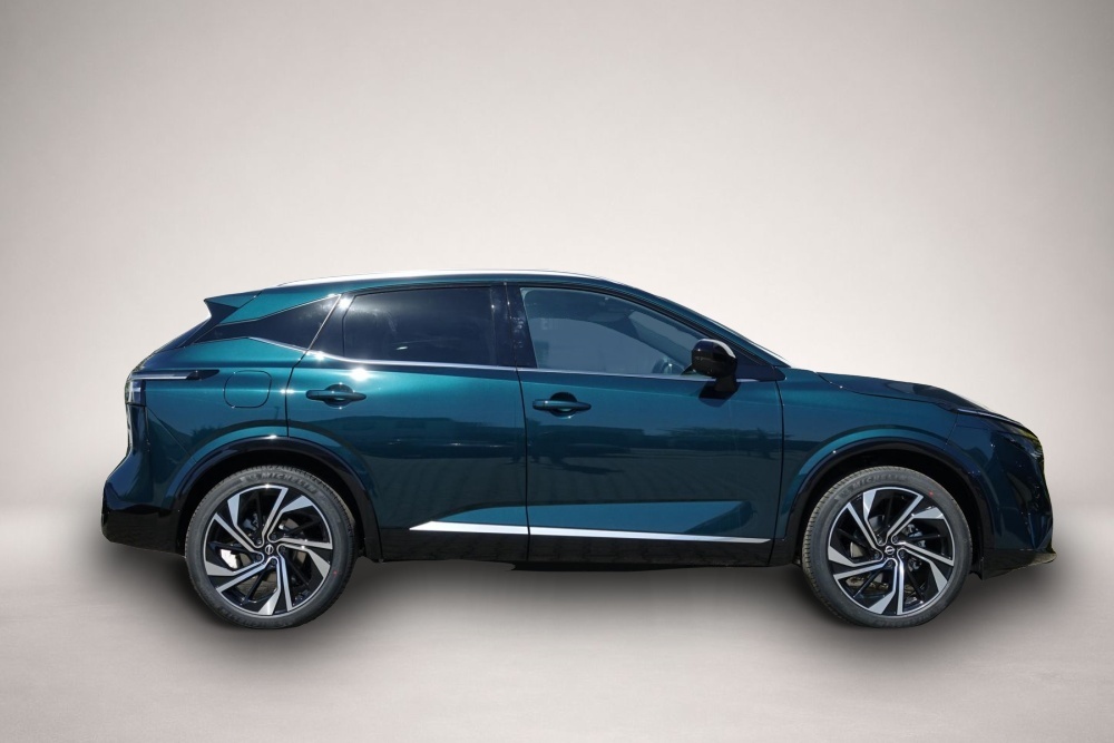 Bild 2 Nissan Qashqai TEKNA+ (plus) ALLRAD BOSE/Panodach/Leder