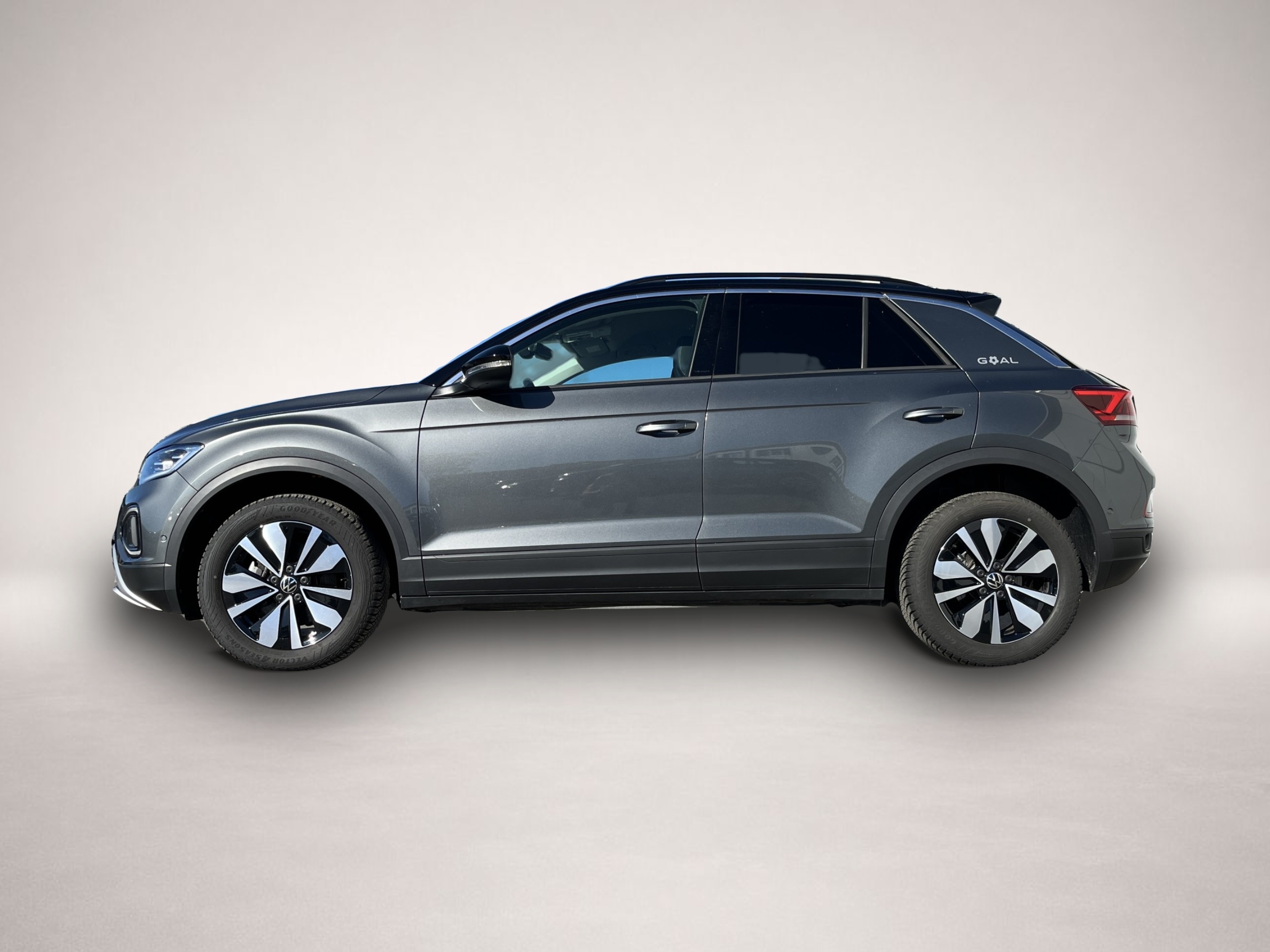 Fotografie Volkswagen T-Roc 2.0 TDI DSG GOAL AHK Parklenk RFK Navi Tra