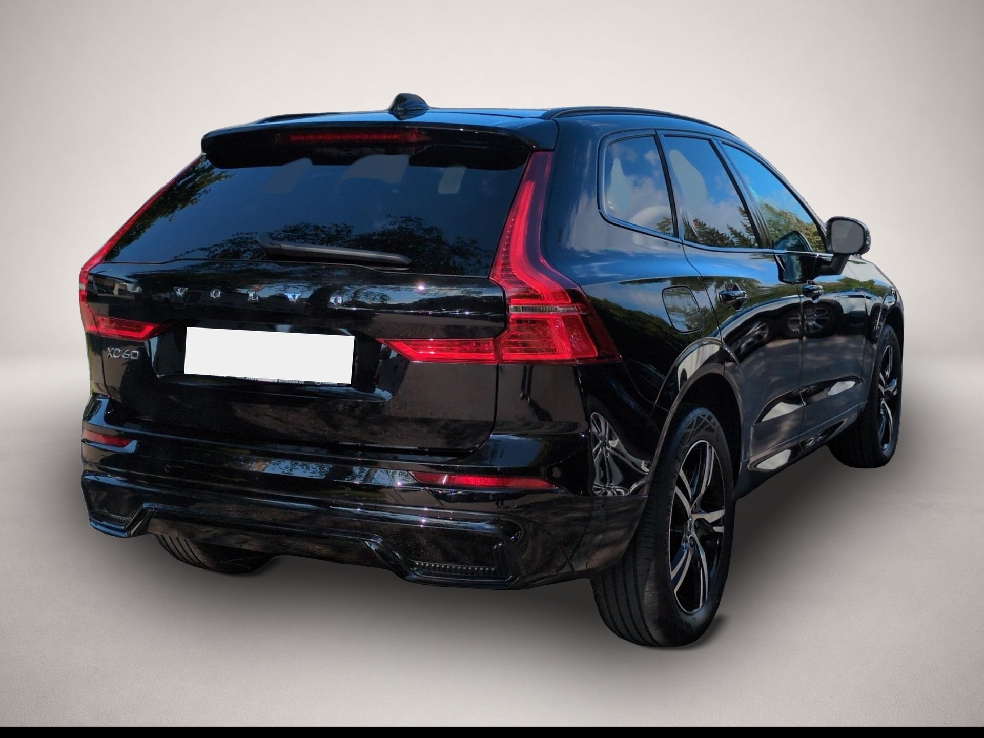 Bild 3 Volvo XC60 B4 (Benzin) R-Design 2WD Automatik Bluetoot