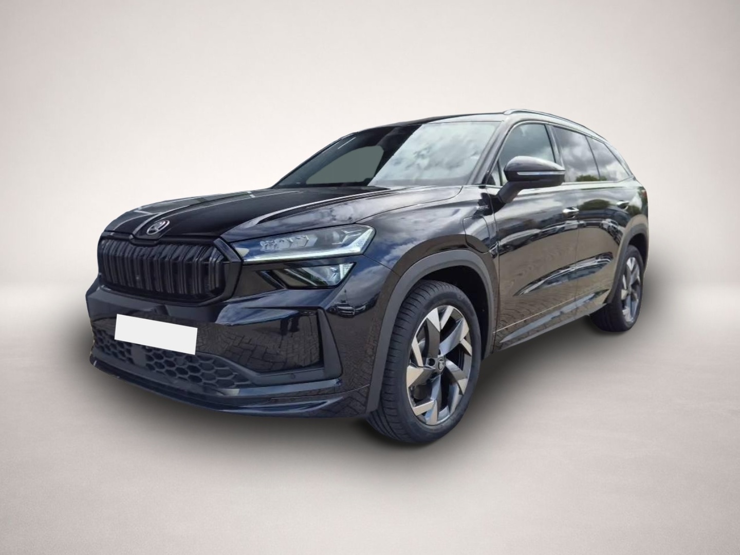 Fotografie Skoda Kodiaq Sportline 1.5 TSI 204PS PHEV DSG schwen