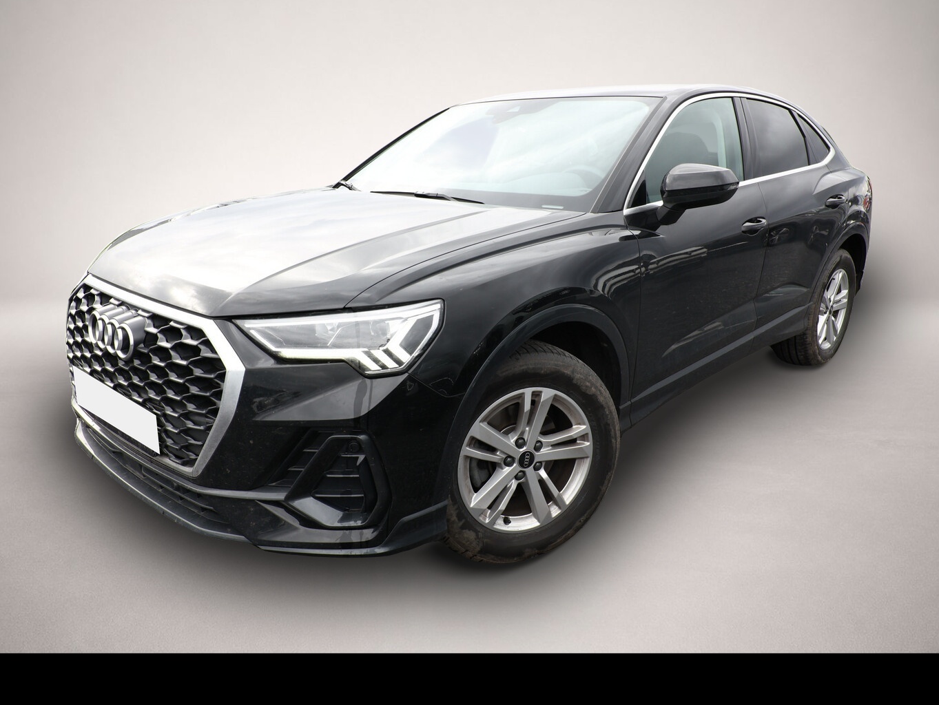 Fotografie 1 des Audi Q3 Sportback 35 1.5 TFSI 150 S-tronic MMI LED
