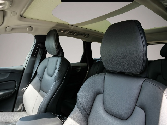 Bild 5 Volvo XC60 Ultimate Dark AWD B4 Diesel EU6d HUD StandH