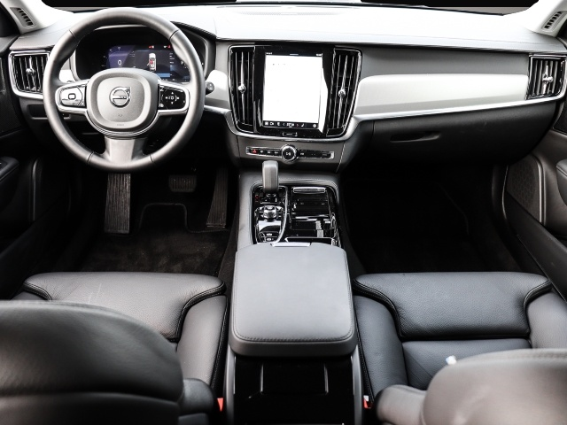 Bild 4 Volvo V90 Kombi Plus Bright Recharge Plug-In Hybrid AW