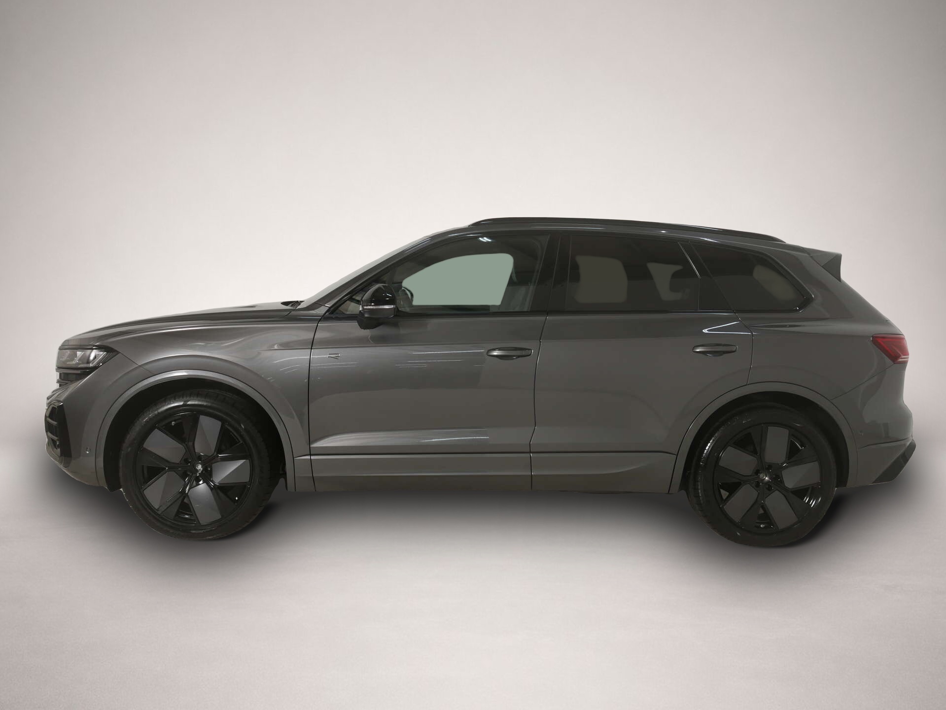Bild 3 Volkswagen Touareg 3.0 TDI V6 4Motion R-Line Black Style