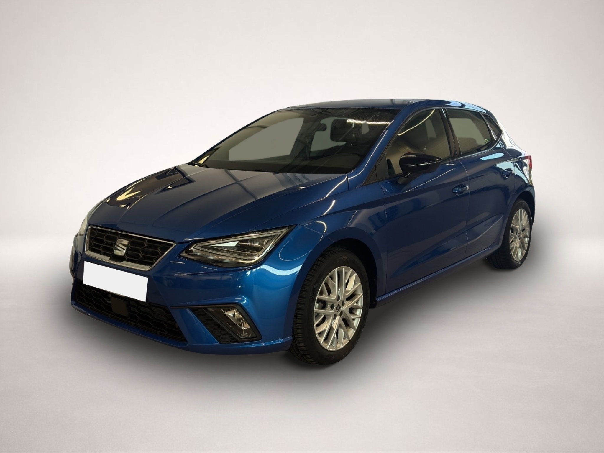 Fotografie Seat Ibiza 1.0 TSI FR Voll-LED+Navi+Sitzheizung u.v.m