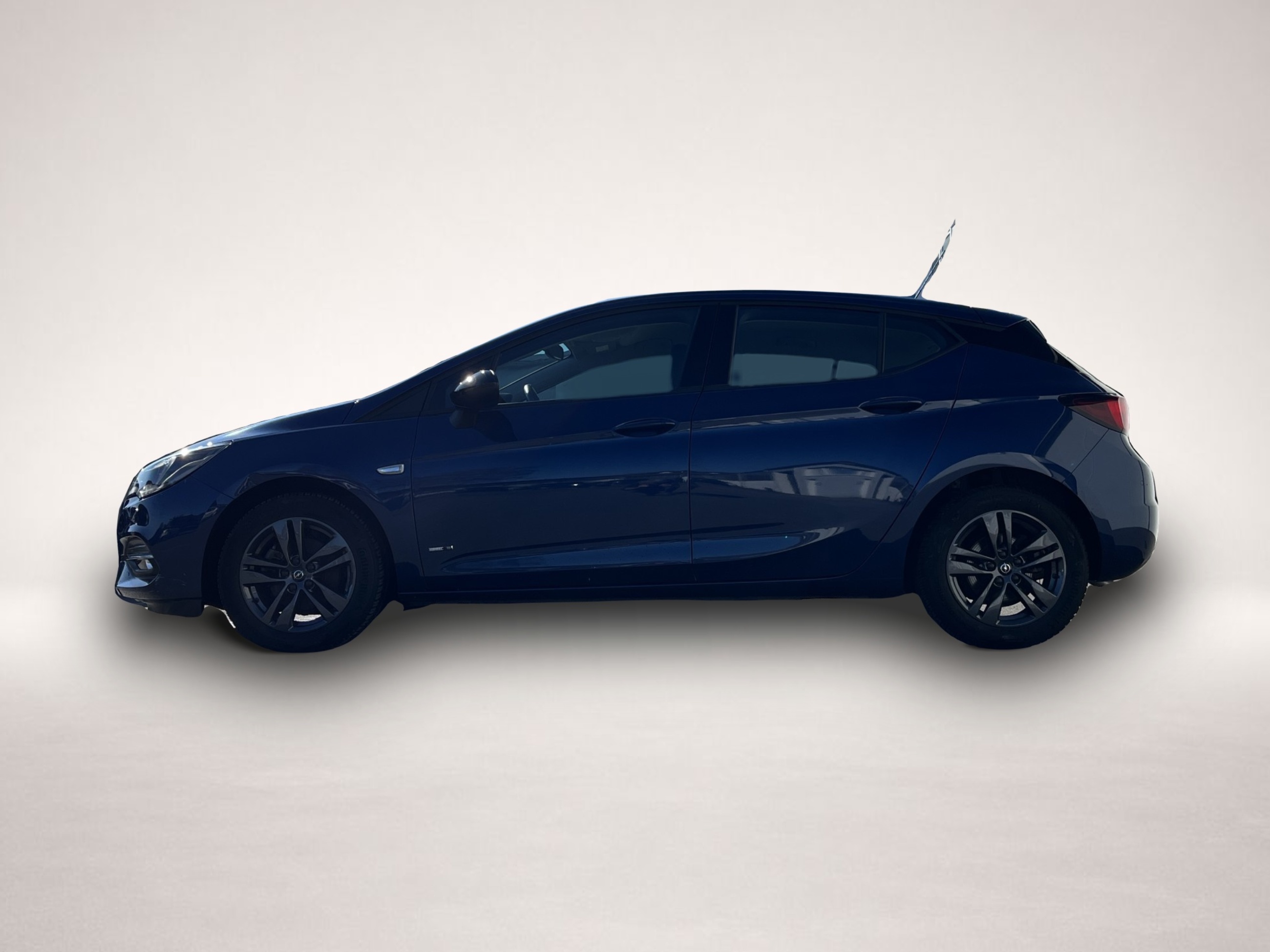 Fotografie 2 des Opel Astra K 1.2 Business LED Kamera Navi SHZ Tempoma