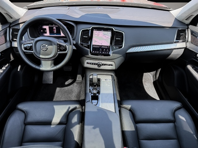 Fotografie 6 des Volvo XC90 Ultimate Dark AWD 7-Sitzer HUD StandHZG AHK