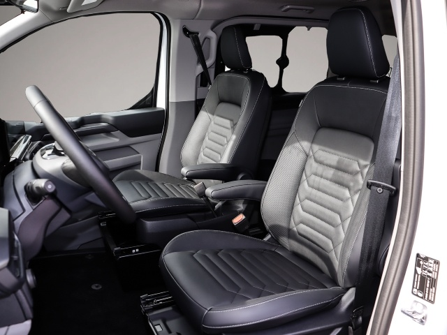 Bild 6 Ford Other Tourneo Custom Titanium L1 170PS Auto. Standheiz