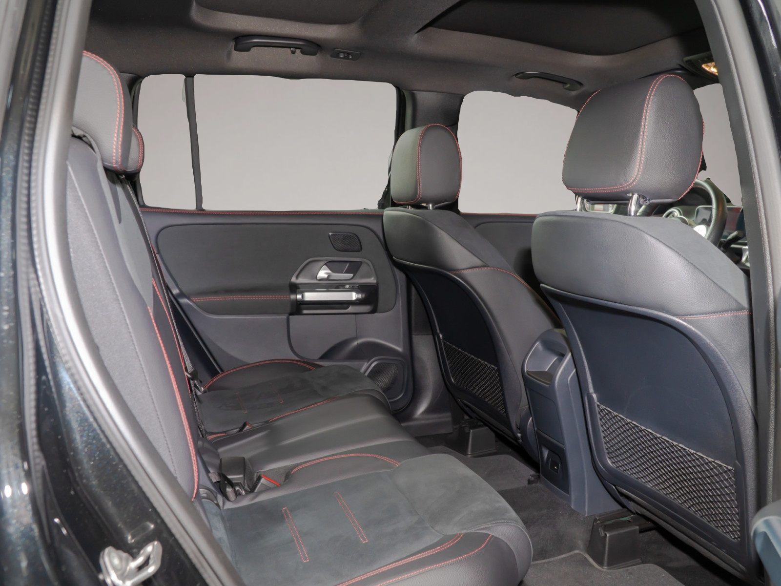 Fotografie des Mercedes-Benz GLB 220
