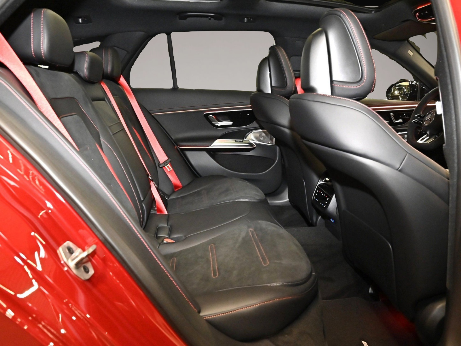 Bild 4 Mercedes-Benz E 53 AMG