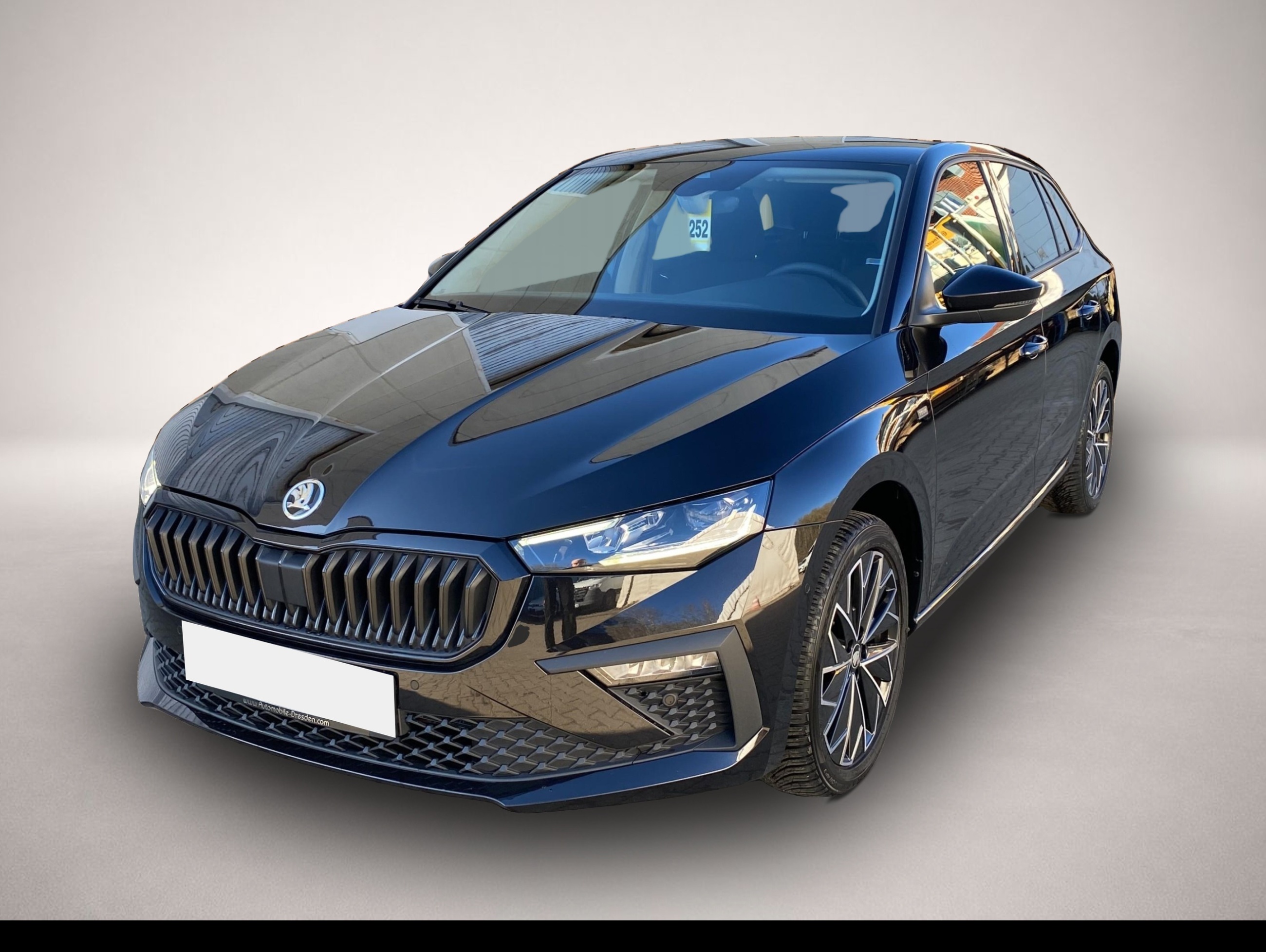 Fotografie des Skoda Scala 1.0 TSI DSG Selection*Kessy*Navi+*LED*ACC