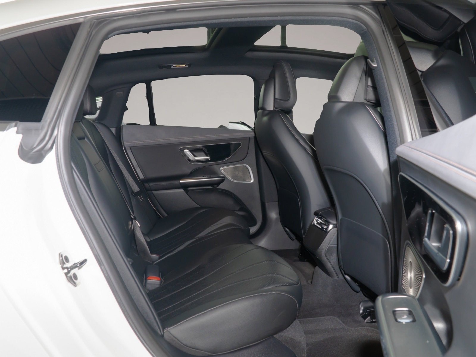 Fotografie 4 des Mercedes-Benz EQE 350