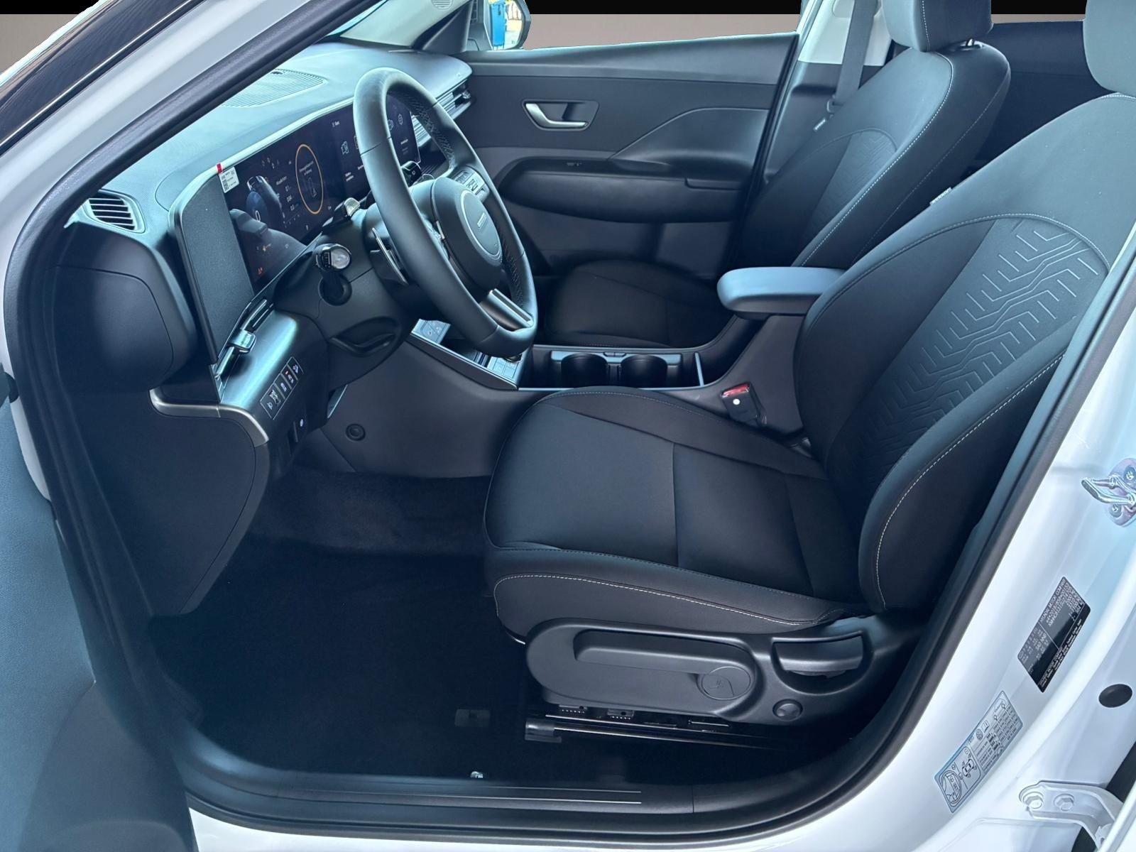 Bild 5 Hyundai Kona Comfort Plus 1.6 T-GDI DCT 4WD / Navi / ACC
