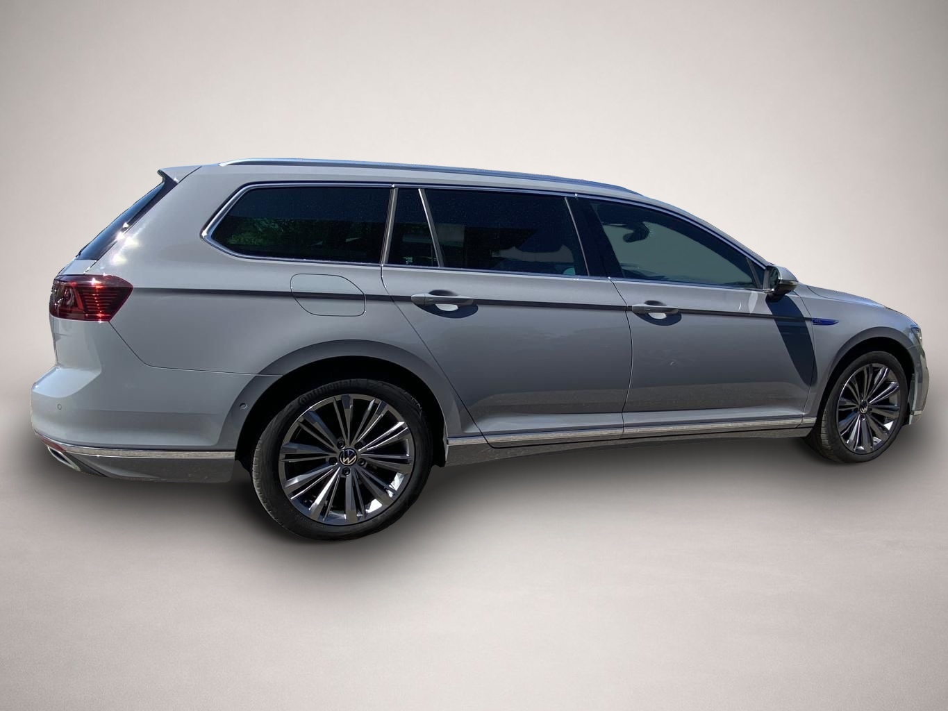 Fotografie 4 des Volkswagen Passat Variant GTE 1.4 TSI DSG PANORAMA+AHK+APP-