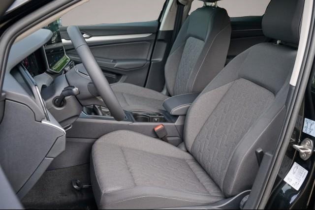Bild 4 Volkswagen Golf 1.5 eTSI 7DSG 85kW Life Limited