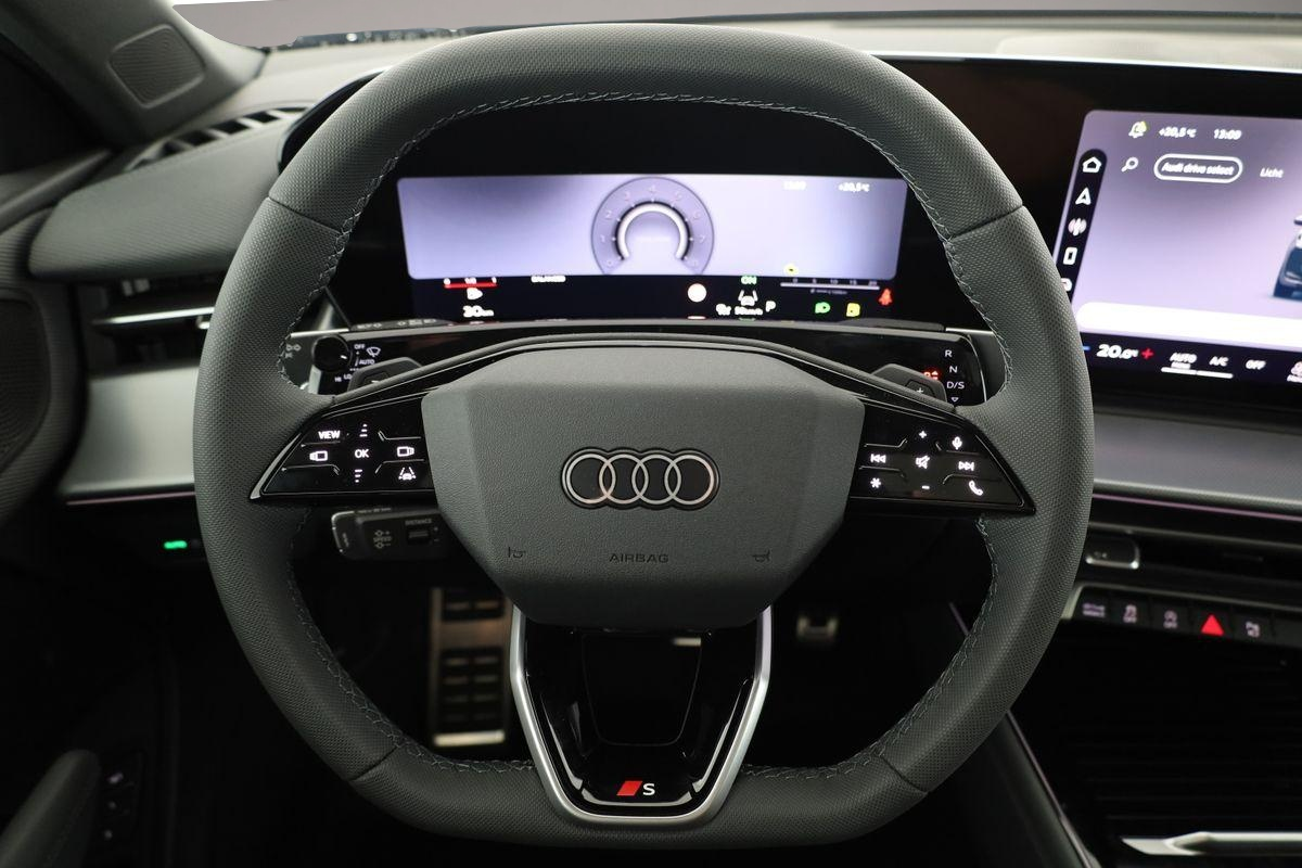 Bild 6 Audi quattro Q3 Sportback TFSI quattro S-LINE, Pano, AHK, Nav