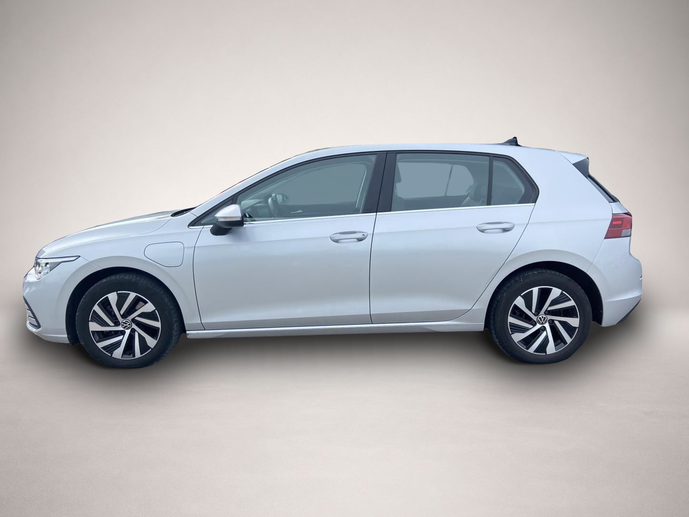 Fotografie 2 des Volkswagen Golf 1.4 TSI DSG eHybrid Style APP-CONNECT+ACTIV