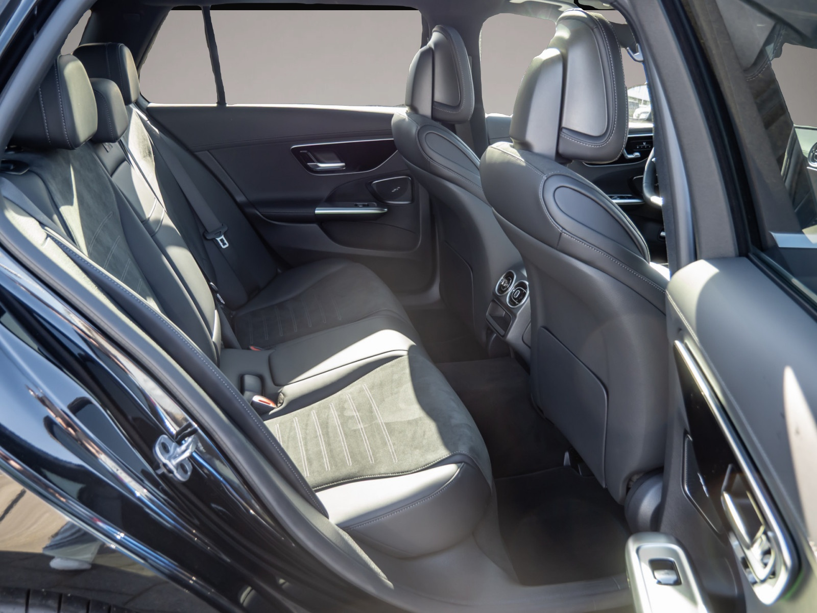 Bild 4 Mercedes-Benz C 220