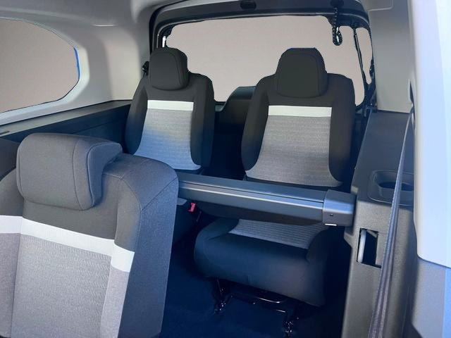 Bild 4 Citroën Berlingo M1 Taille BlueHDi 130 S&S EAT8 MAX (7-seats) 96.