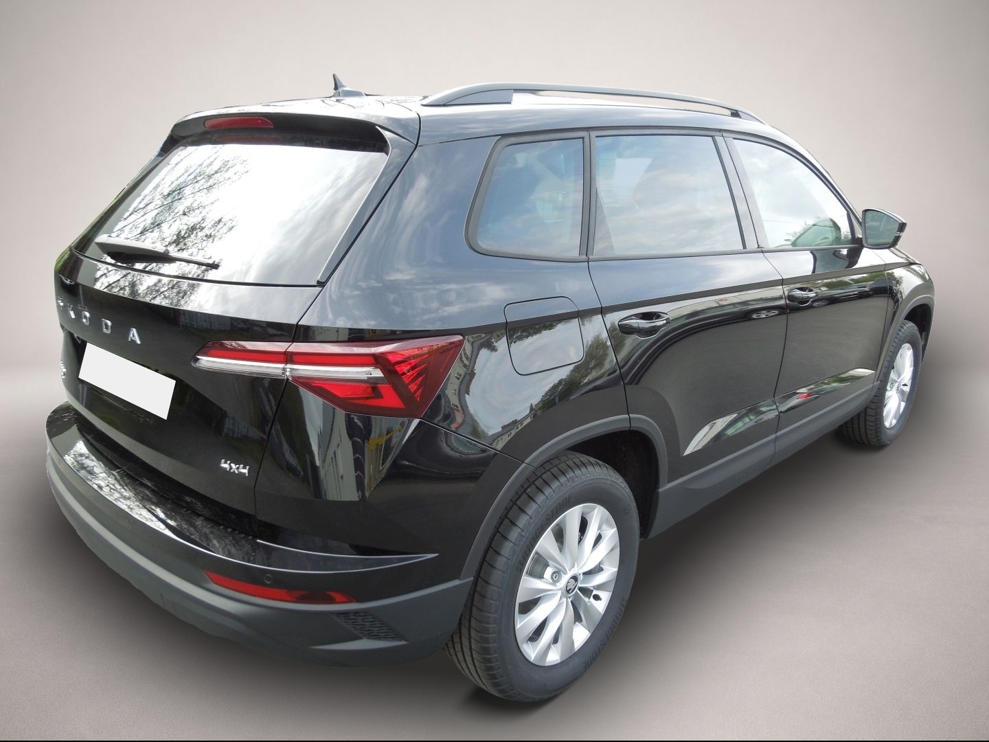 Bild 4 Skoda Karoq 2.0TDI DSG 4x4 Selection/LED/AHK/Navi/Sitz