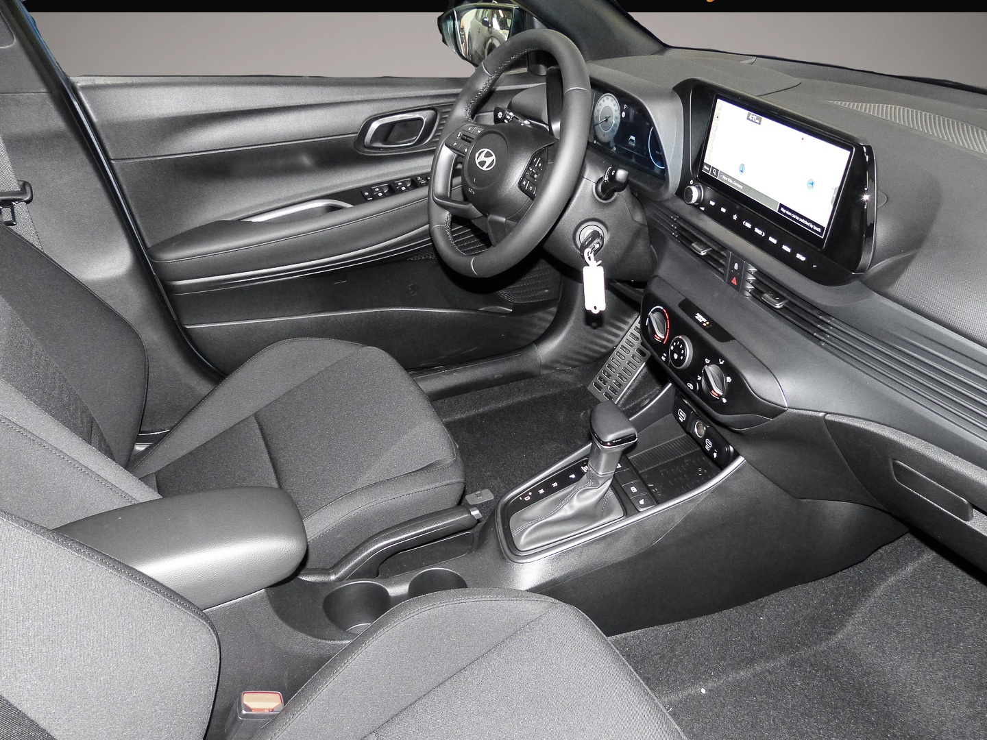 Bild 3 Hyundai BAYON Blackline Navi Soundsystem Bose LED Apple