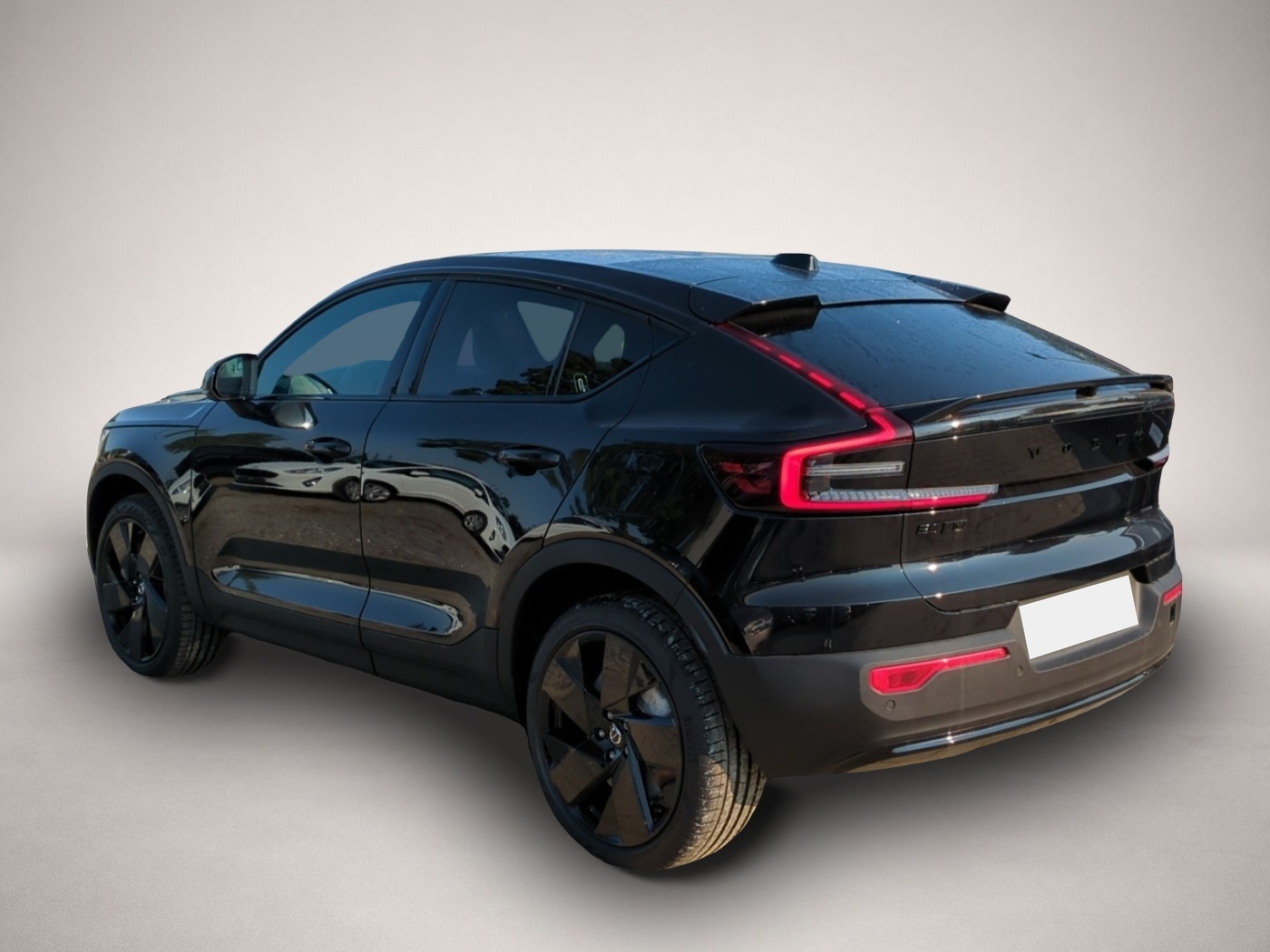 Bild 3 Volvo C40 Black Edition Plus Extended Range