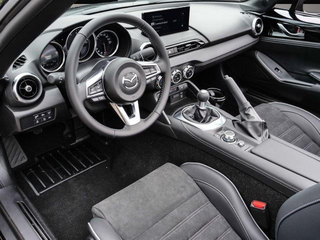 Bild 5 Mazda MX-5 1.5L SKYACTIV-G 132 6MT RWD Homura EU6e