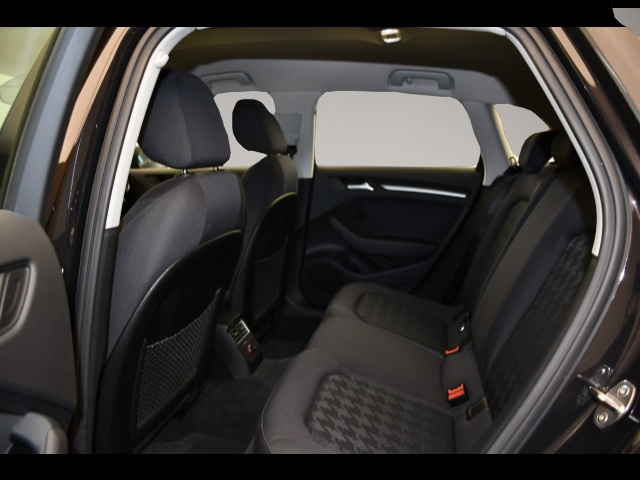 Bild 7 Audi A3 Sportback 2.0 TDI Attraction Tempo/Multilenk