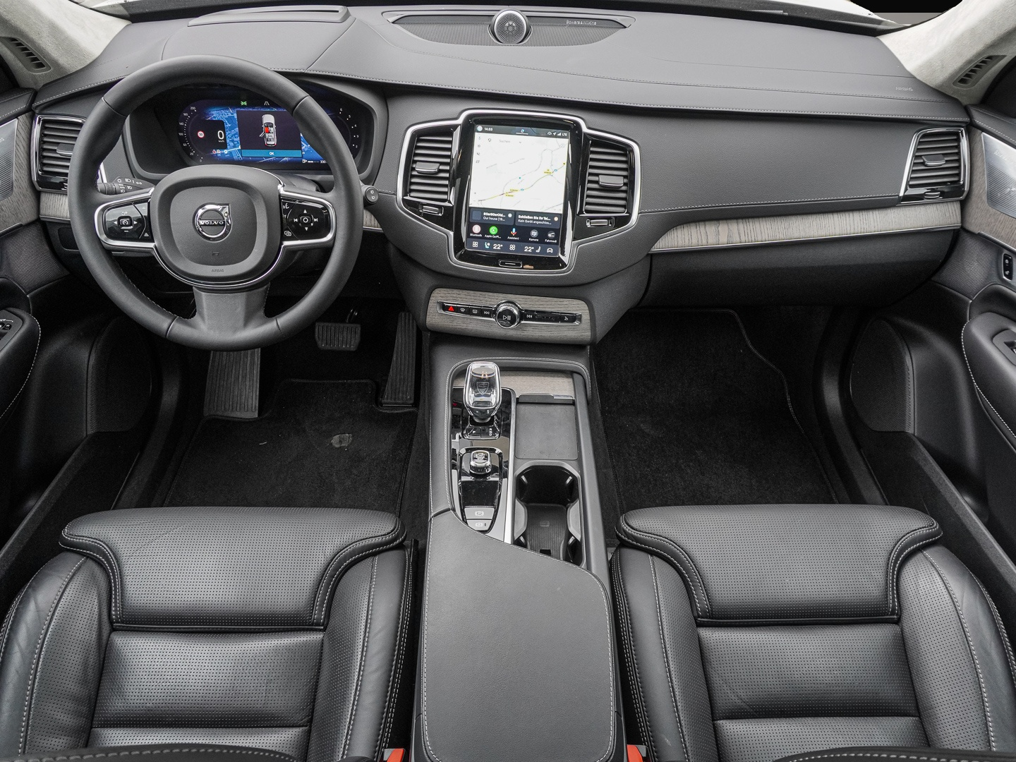 Fotografie 5 des Volvo XC90 Ultimate Bright AWD 7-Sitzer HUD AD StandHZ