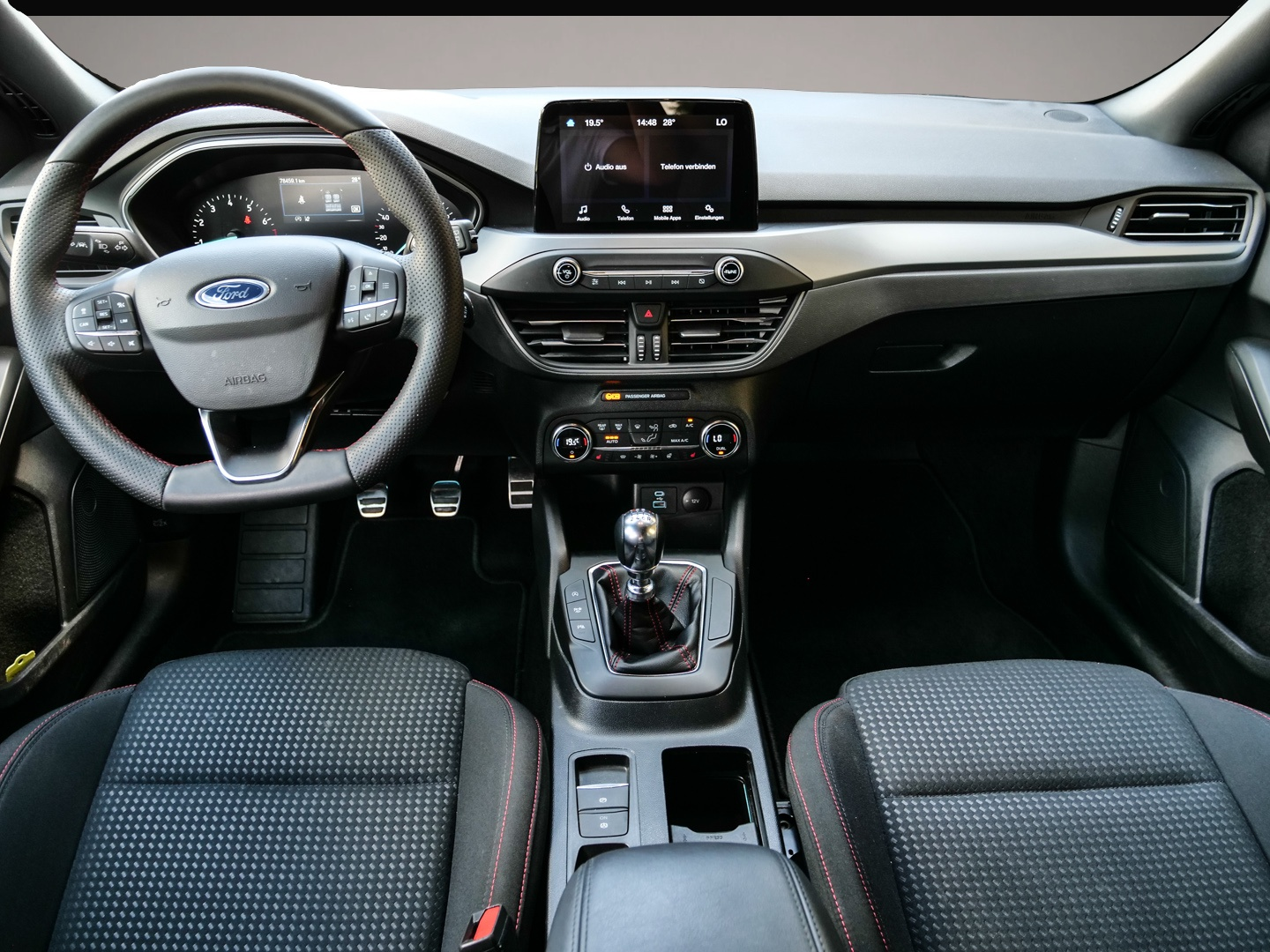 Bild 6 Ford Focus Turnier ST-Line Style Navi LED ACC Apple C