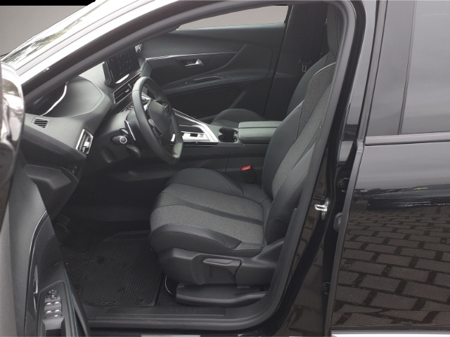 Bild 7 Peugeot 5008 Allure Pack 7-Sitzer SZH Navi 2-Zonen-Klim