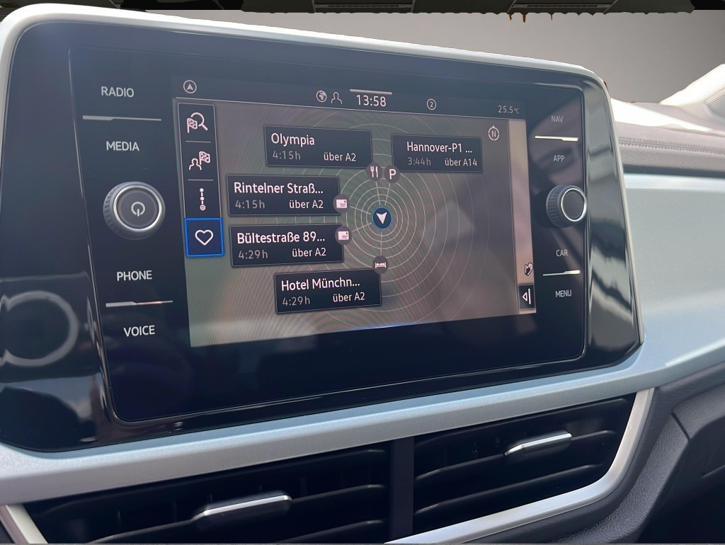 Bild 6 Volkswagen T-Roc 1.0 TSI Goal*Navi*ACC*LED*
