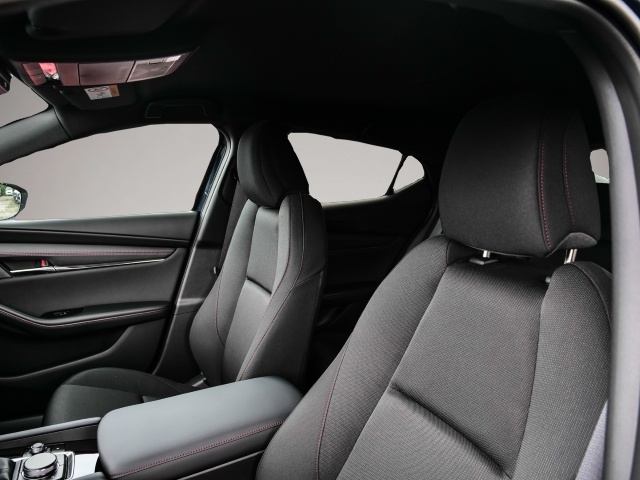 Bild 5 Mazda 3 Homura 2.5L e-SKYACTIV G 140PS 6AT FWD